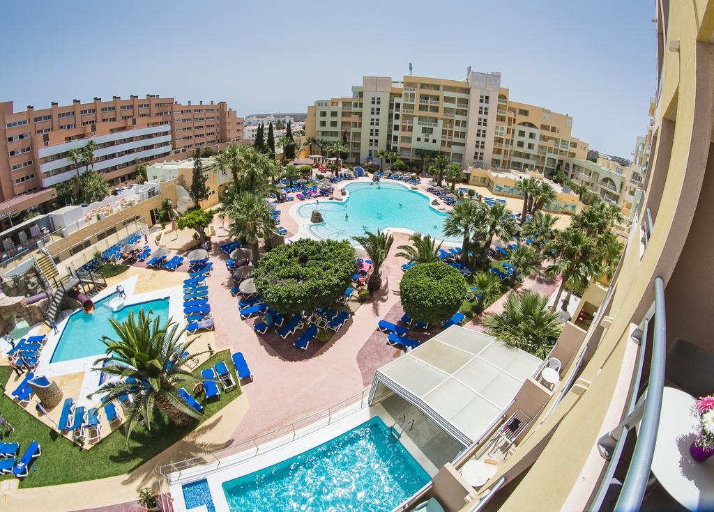 Apartamentos Fenix Beach 滨海罗克塔斯 外观 照片