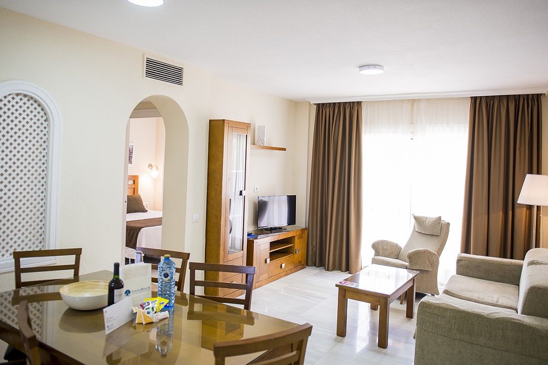 Apartamentos Fenix Beach 滨海罗克塔斯 外观 照片